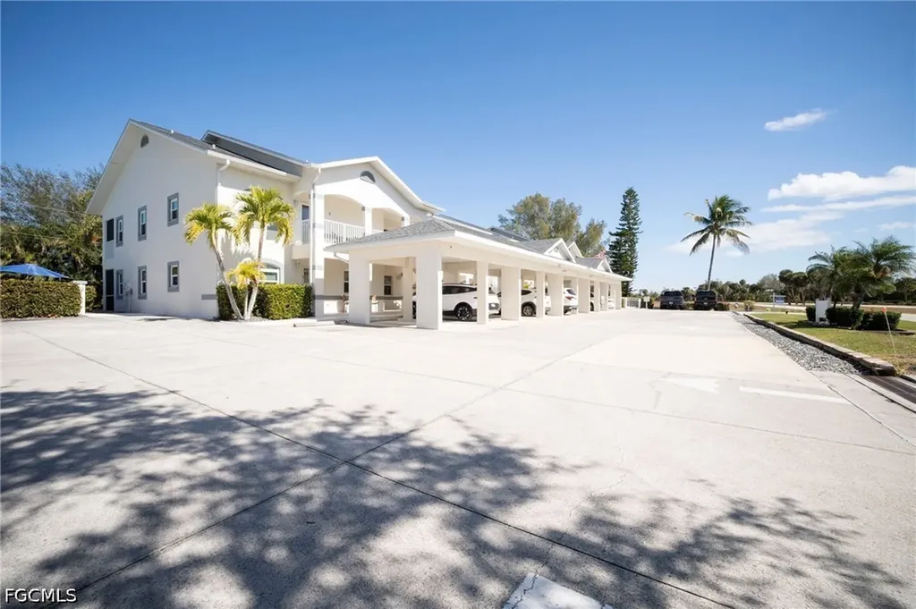 615 Rose Garden Road Cape Coral FL 33914