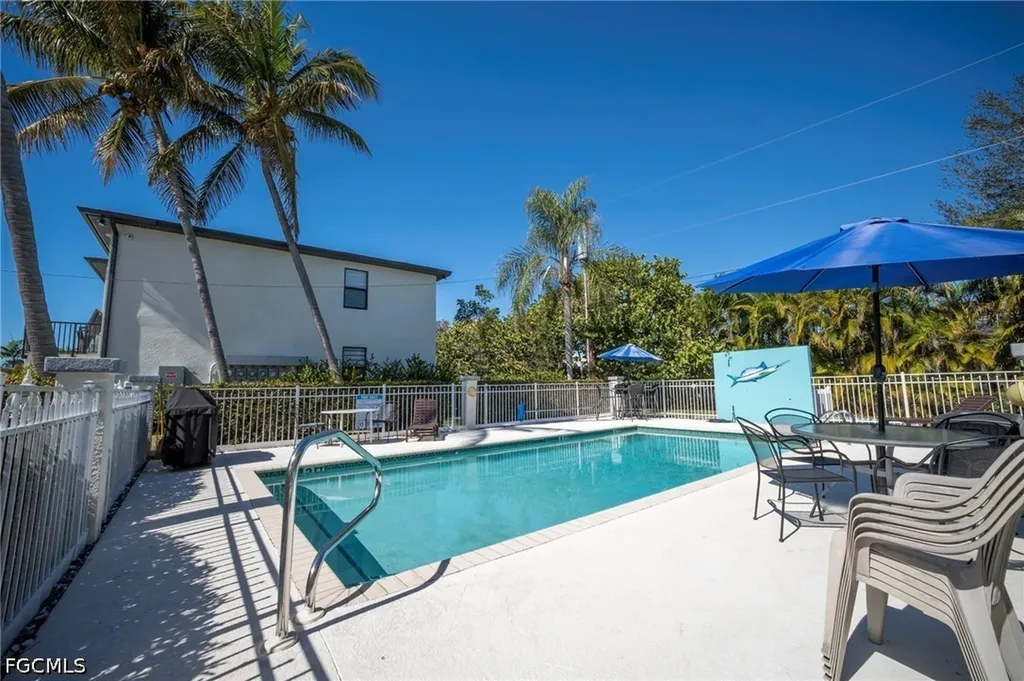 615 Rose Garden Road Cape Coral FL 33914