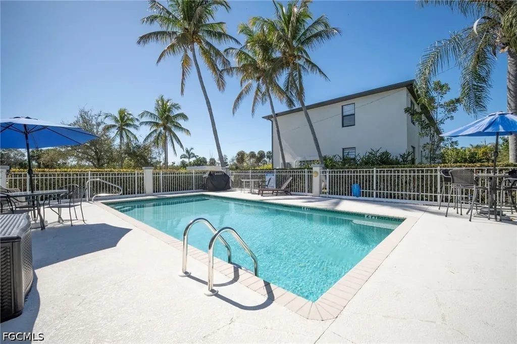 615 Rose Garden Road Cape Coral FL 33914