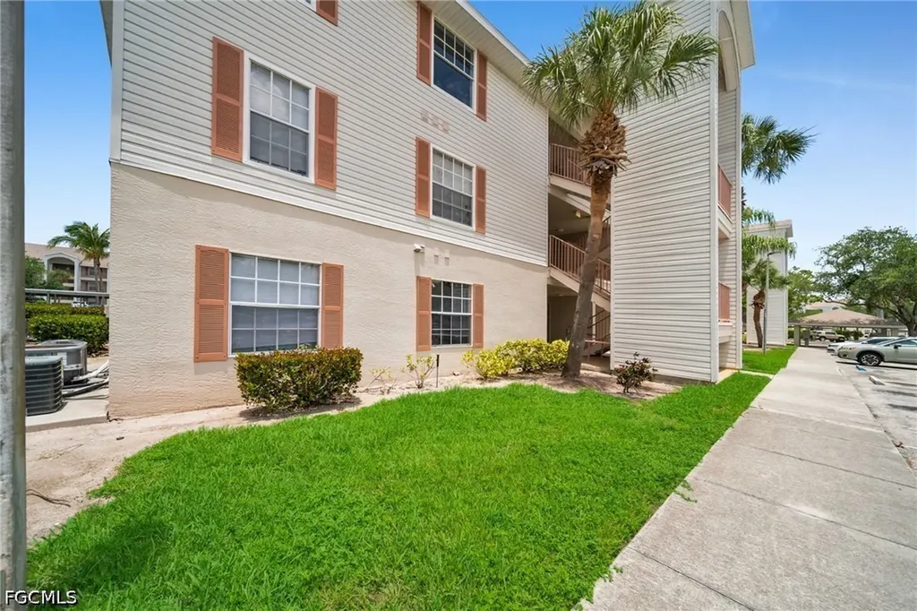 1759 Four Mile Cove Parkway Cape Coral FL 33990