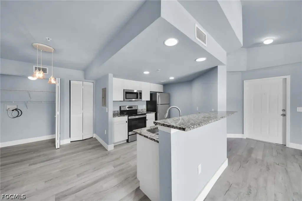 1759 Four Mile Cove Parkway Cape Coral FL 33990