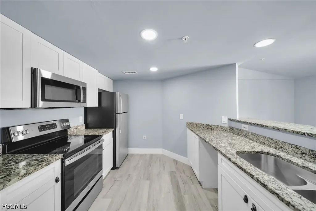 1759 Four Mile Cove Parkway Cape Coral FL 33990