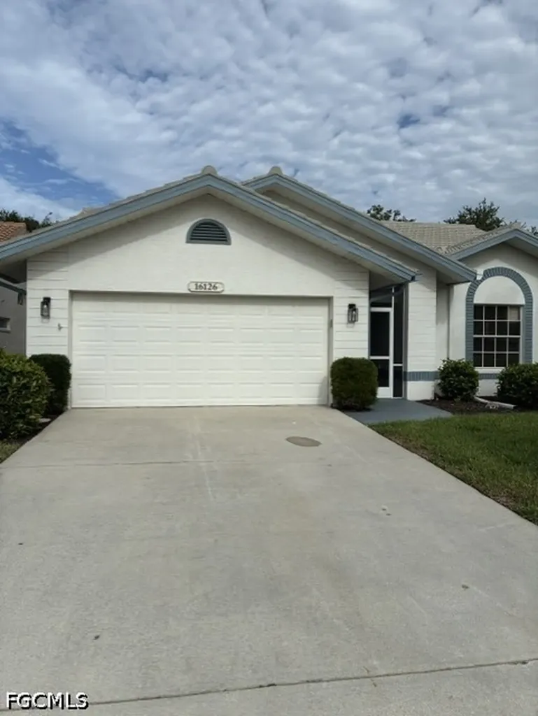 16126 Kelly Woods Drive Fort Myers FL 33908