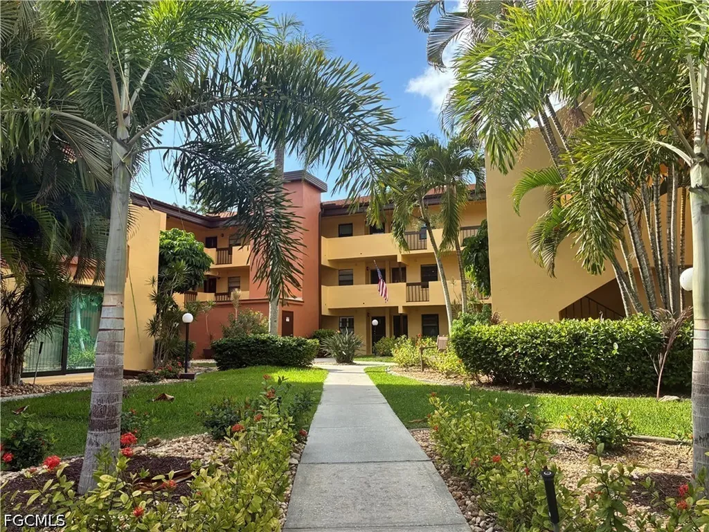 Fort Myers FL, 6142 Whiskey Creek Drive, Unit 619