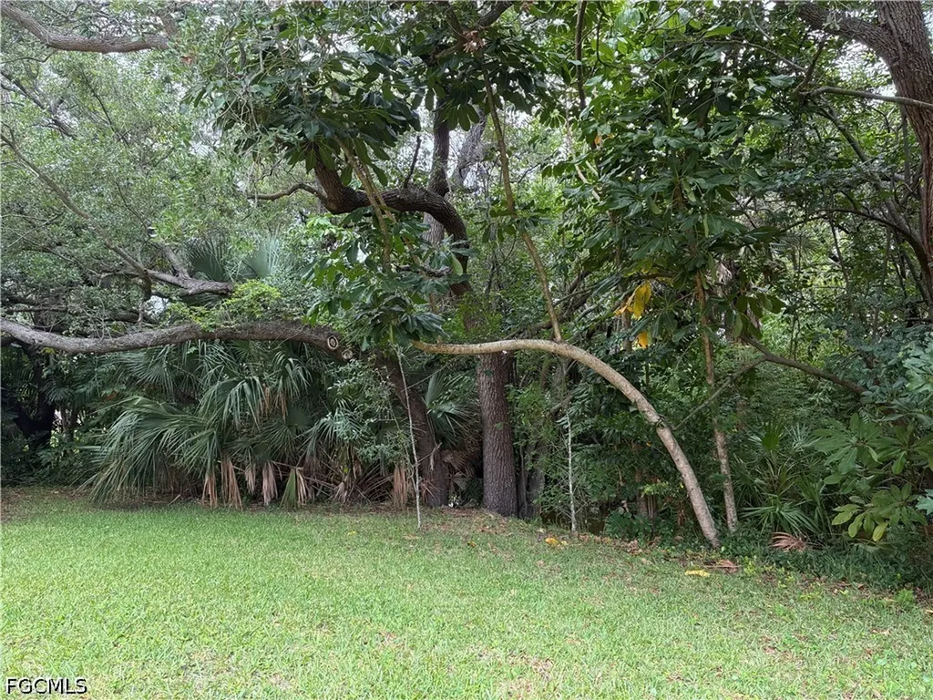 6142 Whiskey Creek Drive Fort Myers FL 33919