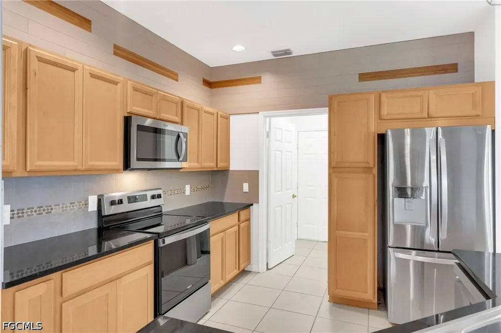 7894 Sandel Wood Circle W Fort Myers FL 33908