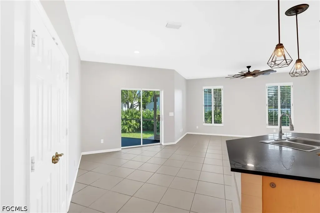 7894 Sandel Wood Circle W Fort Myers FL 33908