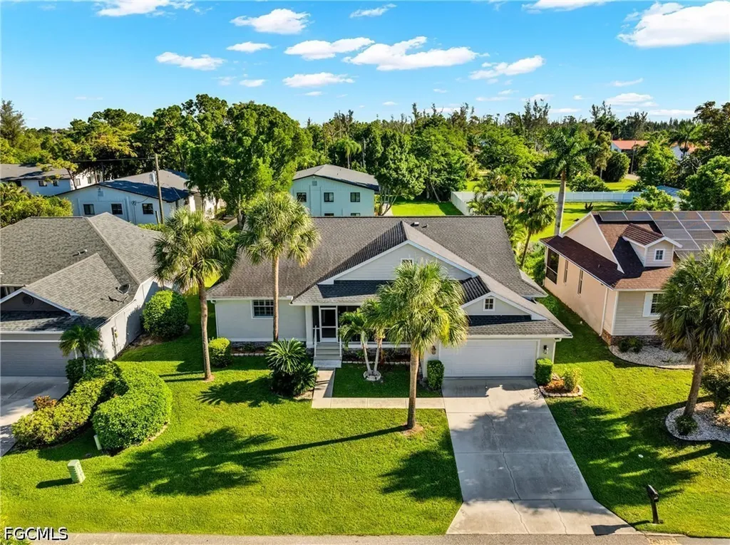 7894 Sandel Wood Circle W Fort Myers FL 33908