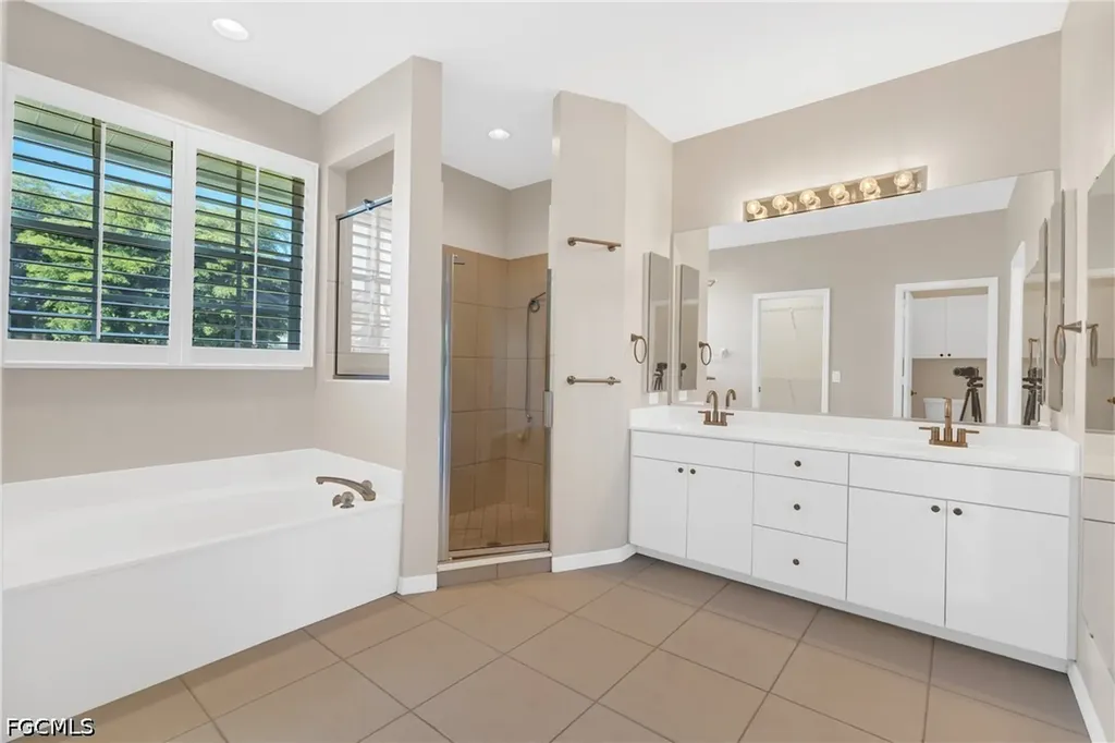 7894 Sandel Wood Circle W Fort Myers FL 33908