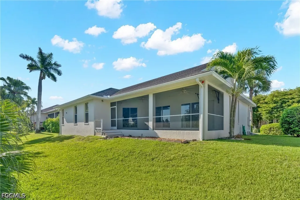 7894 Sandel Wood Circle W Fort Myers FL 33908