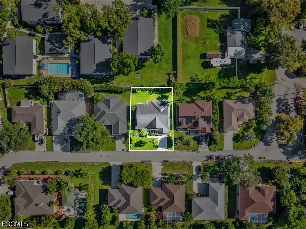 7894 Sandel Wood Circle W Fort Myers FL 33908