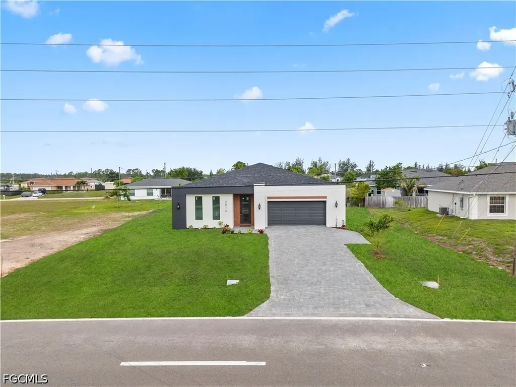 3814 W Gator Circle Cape Coral FL 33909