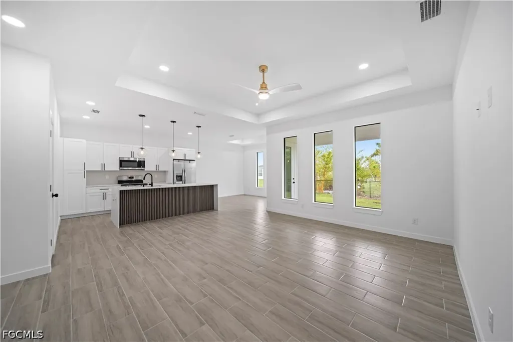 3814 W Gator Circle Cape Coral FL 33909