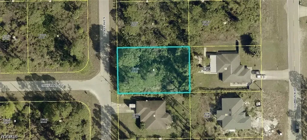 439 Lackey Avenue S Lehigh Acres FL 33974