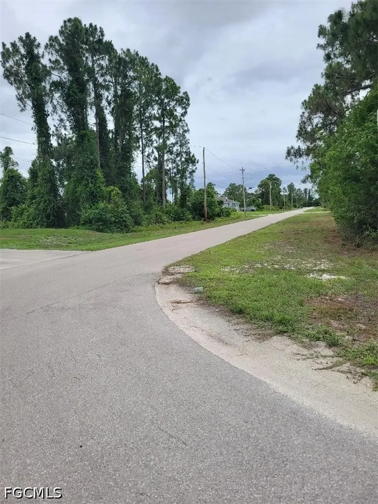 439 Lackey Avenue S Lehigh Acres FL 33974