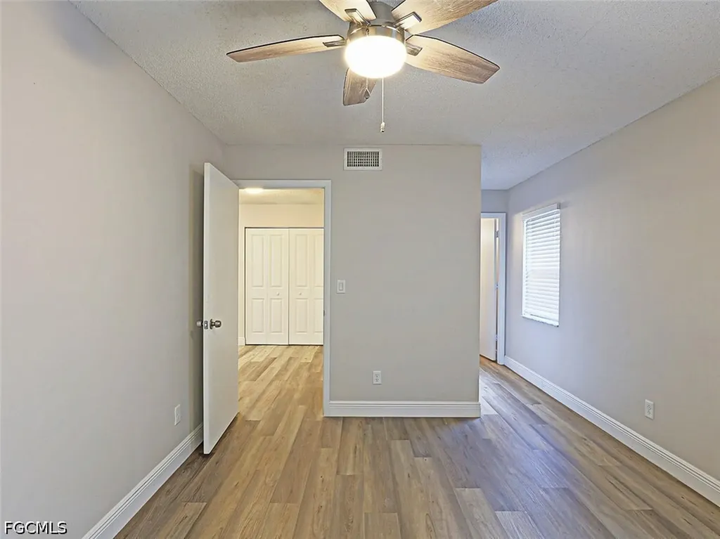 5305 Summerlin Road Fort Myers FL 33919