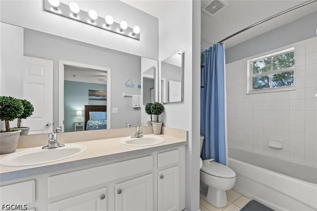 8169 Pacific Beach Drive Fort Myers FL 33966