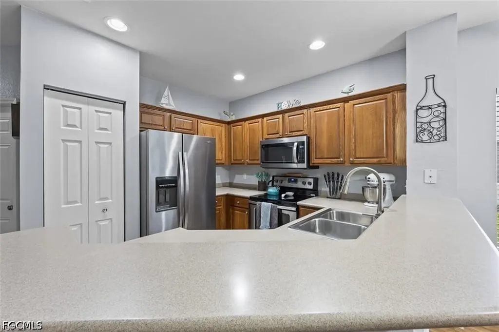 8169 Pacific Beach Drive Fort Myers FL 33966