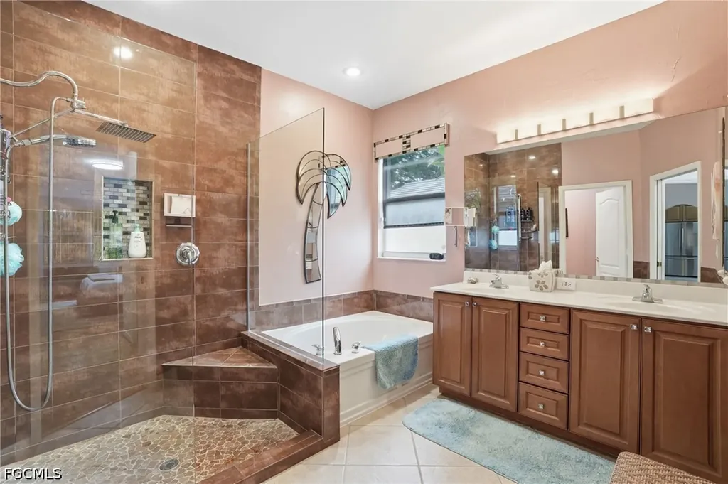 9954 Colonial Walk N Estero FL 33928