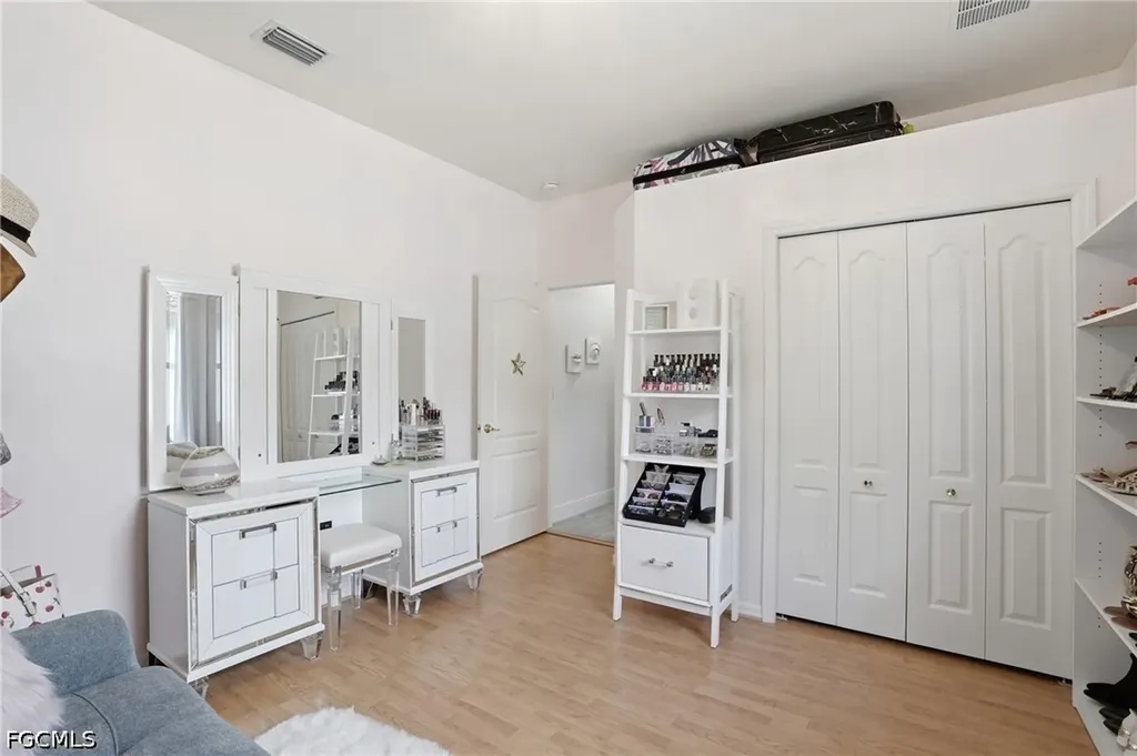 9954 Colonial Walk N Estero FL 33928