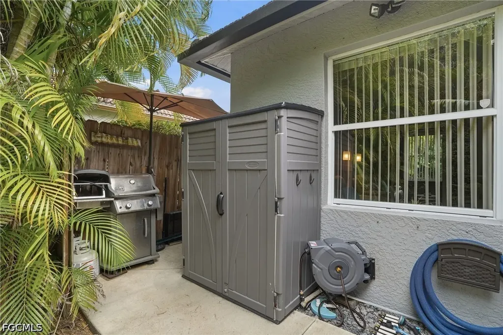9954 Colonial Walk N Estero FL 33928