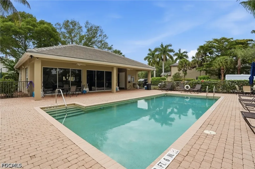 9954 Colonial Walk N Estero FL 33928