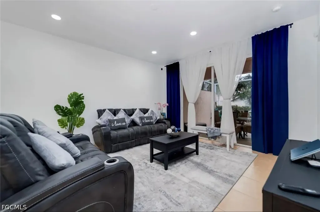 14190 Fall Creek Court Naples FL 34114