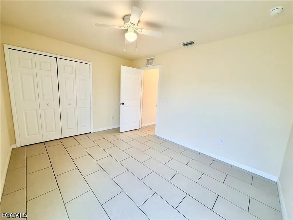 1044 NE 8th Place Cape Coral FL 33909