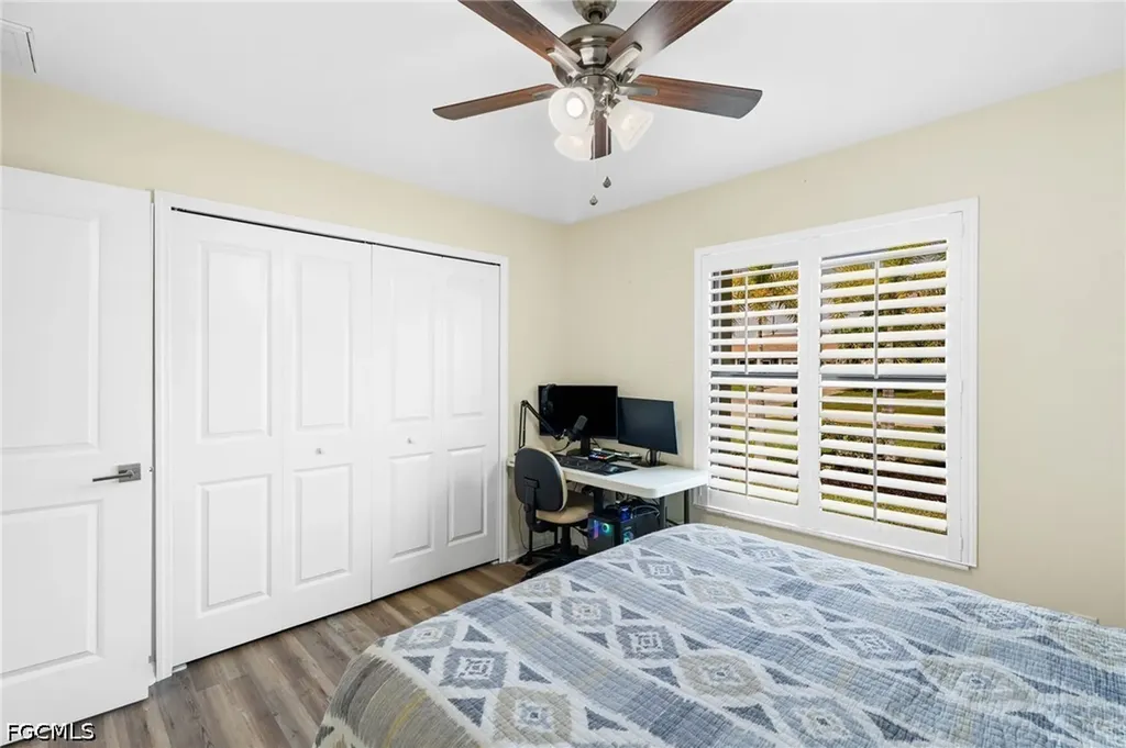 636 SE 11th Avenue Cape Coral FL 33990