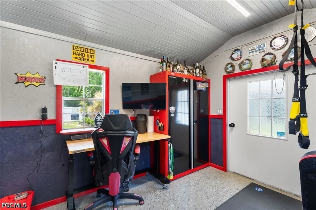 636 SE 11th Avenue Cape Coral FL 33990