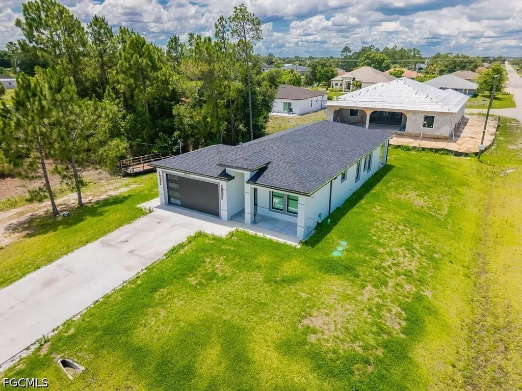 4315 6th Street SW Lehigh Acres FL 33976