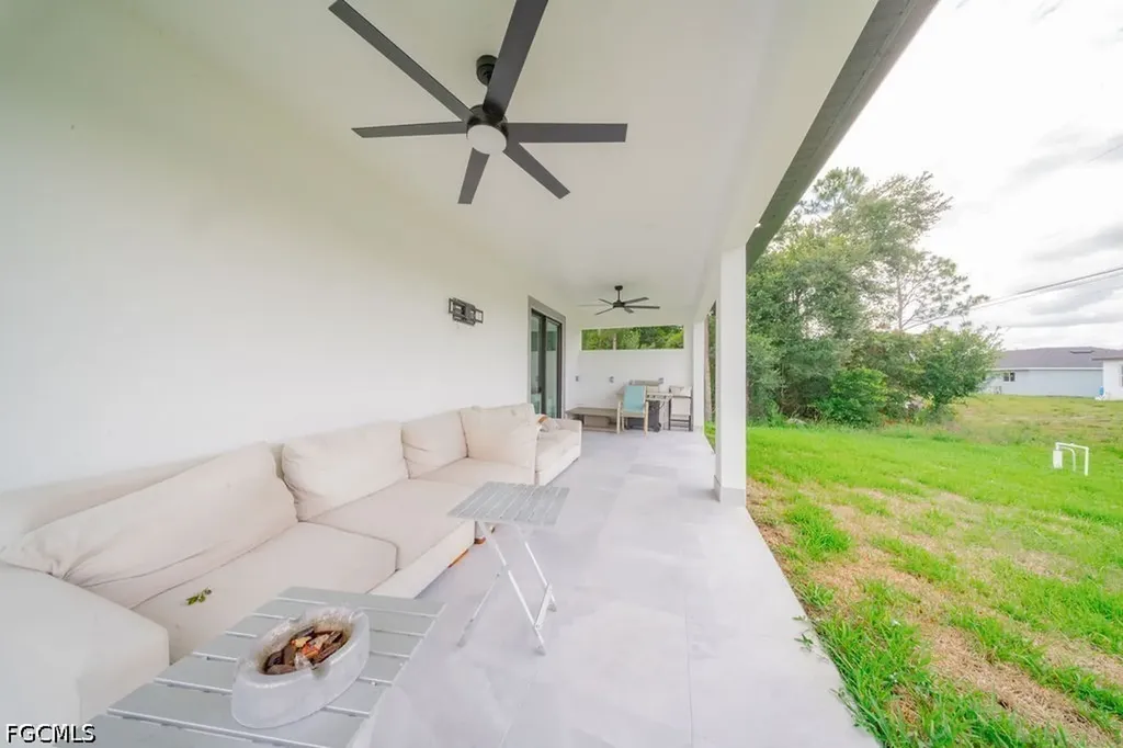 4315 6th Street SW Lehigh Acres FL 33976