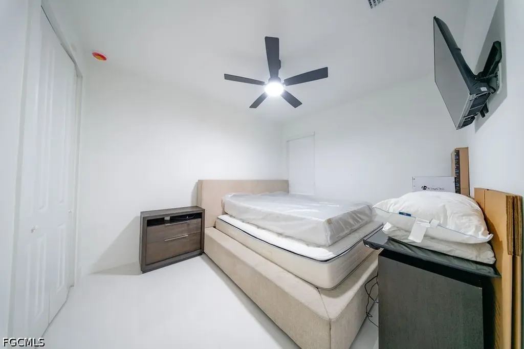 4315 6th Street SW Lehigh Acres FL 33976