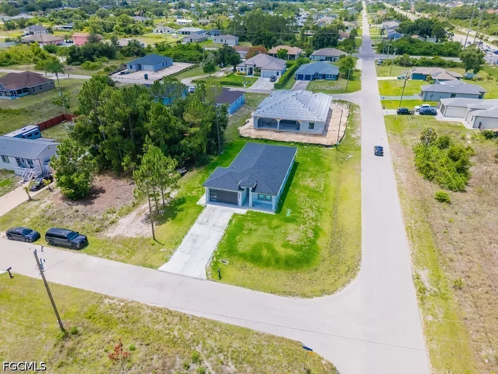 4315 6th Street SW Lehigh Acres FL 33976
