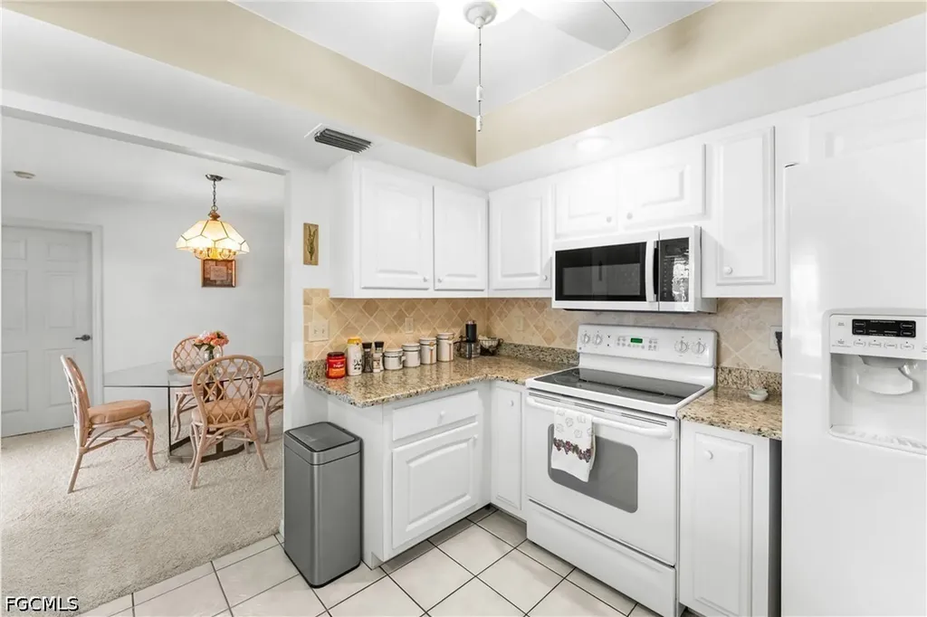3931 Pelican Boulevard Cape Coral FL 33914