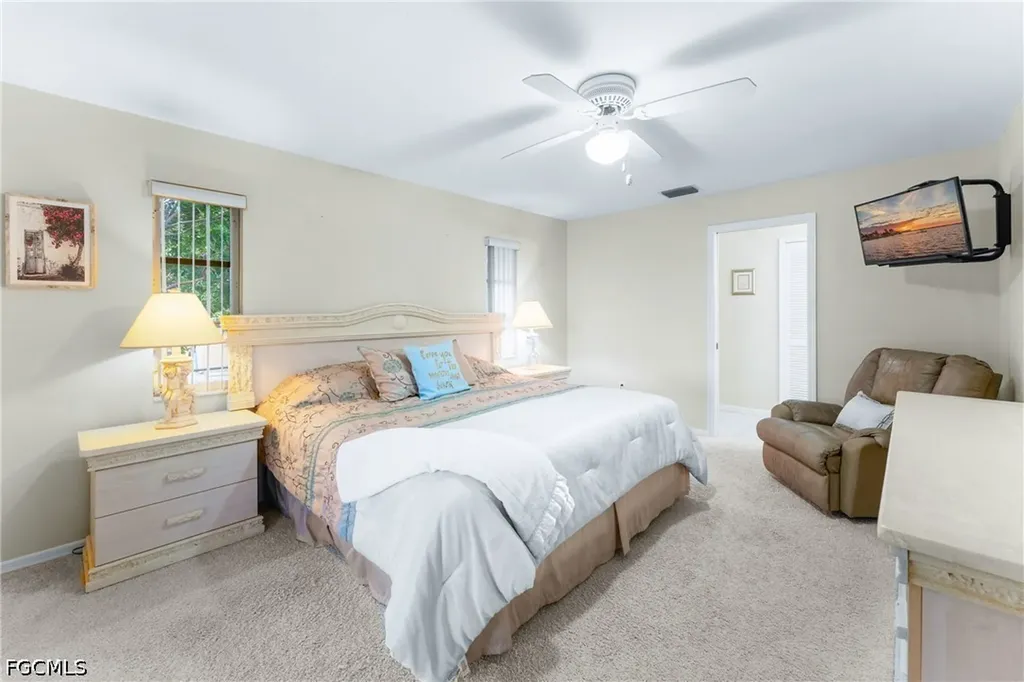 3931 Pelican Boulevard Cape Coral FL 33914