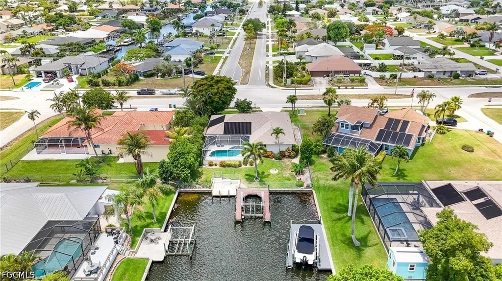 3931 Pelican Boulevard Cape Coral FL 33914