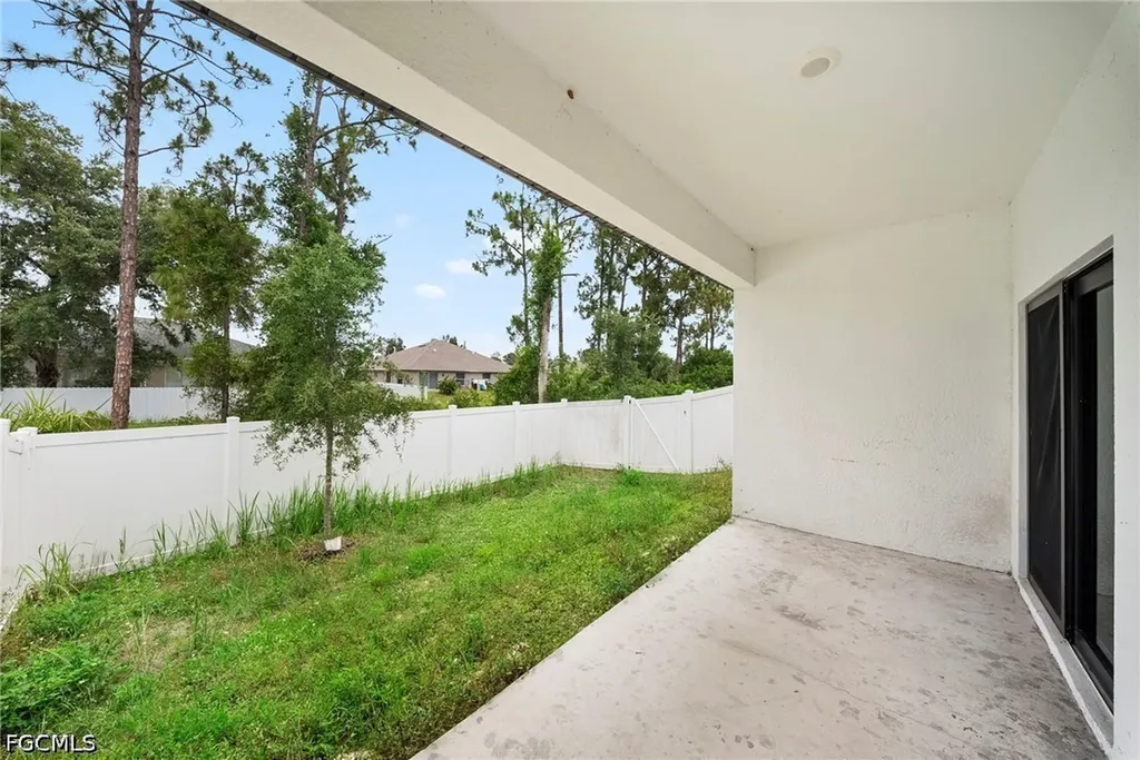 4716 29th Street SW Lehigh Acres FL 33973