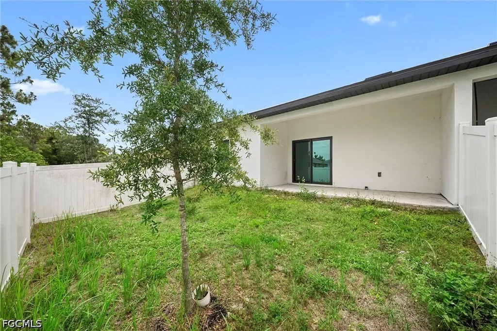 4716 29th Street SW Lehigh Acres FL 33973