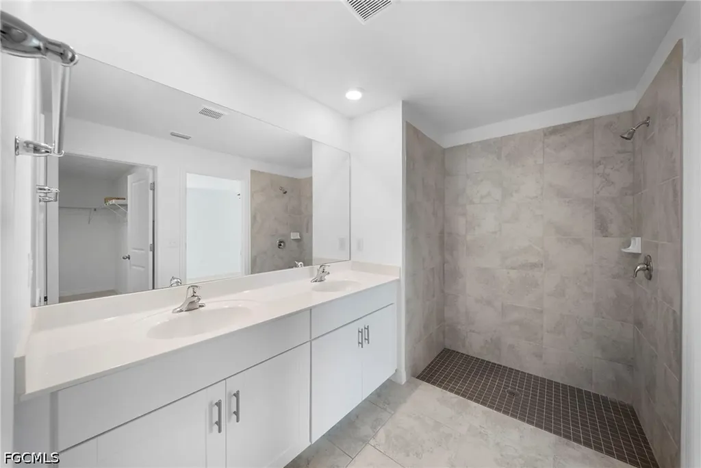 4216 Villa Rapallo Way North Fort Myers FL 33917