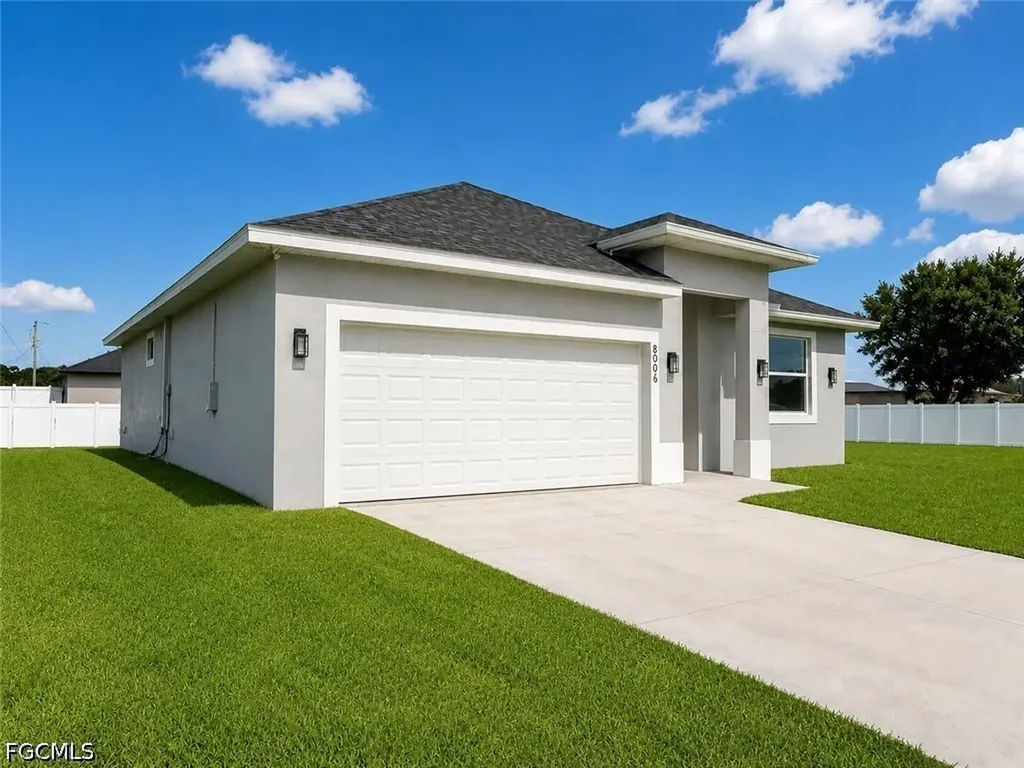 8006 Buttercup Circle Labelle FL 33935