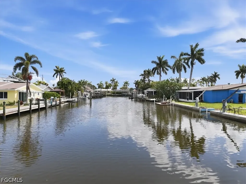 2609 Bayshore Drive Matlacha FL 33993