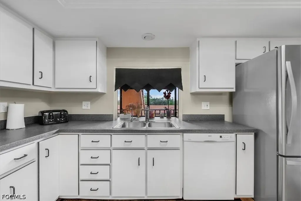 5510 SW 4th Place Cape Coral FL 33914