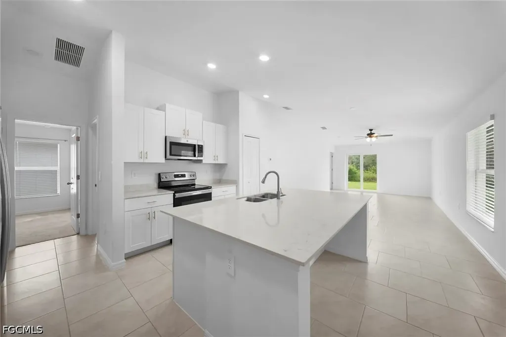 12321 Dakota Ridge Place Lehigh Acres FL 33974