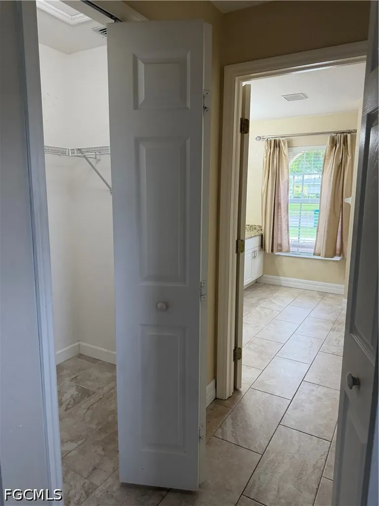 1235 Shelby Parkway Cape Coral FL 33904