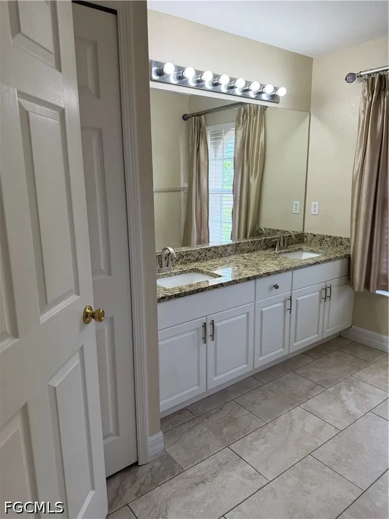 1235 Shelby Parkway Cape Coral FL 33904