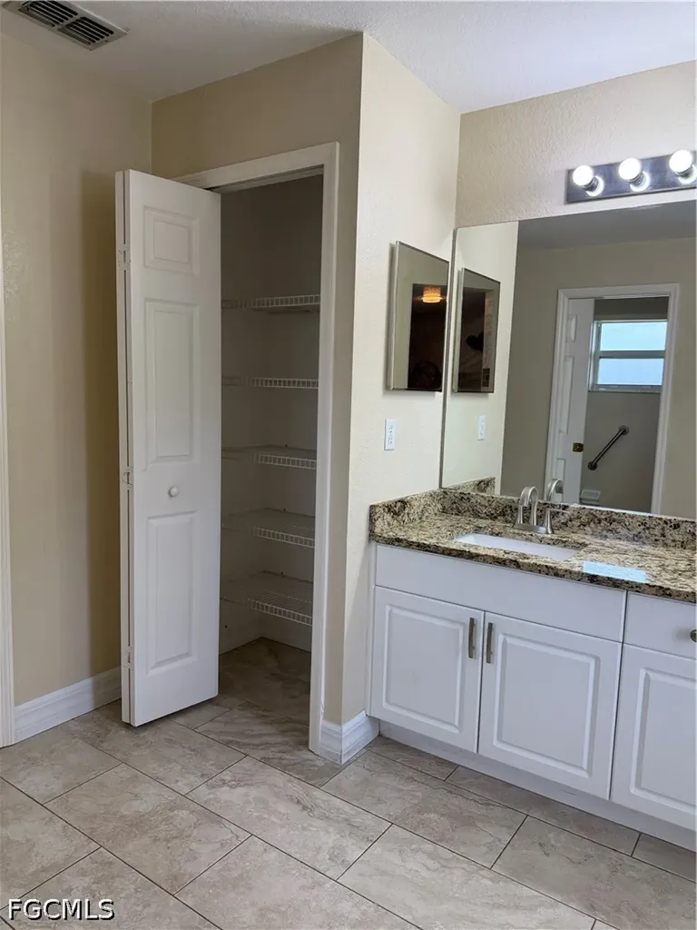 1235 Shelby Parkway Cape Coral FL 33904