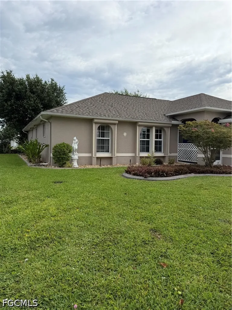 1235 Shelby Parkway Cape Coral FL 33904