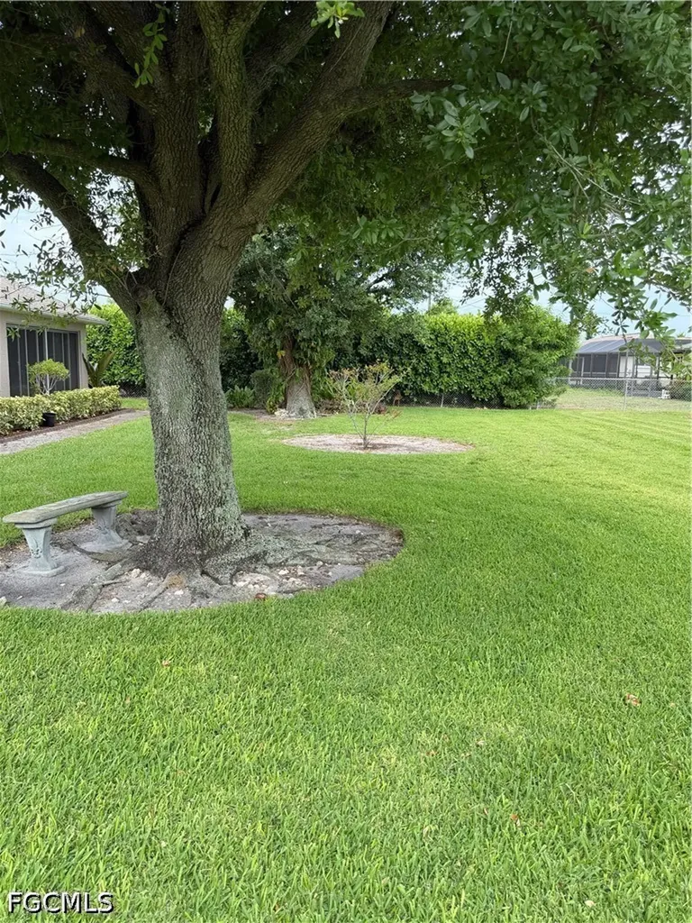 1235 Shelby Parkway Cape Coral FL 33904
