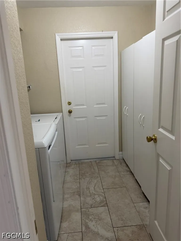 1235 Shelby Parkway Cape Coral FL 33904